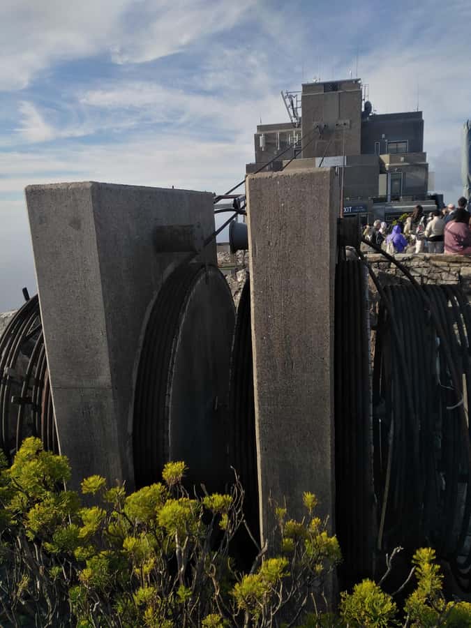 TABLE MOUNTAIN CABLE CAR EXPERIENCE WITH RESERVED TICKETS - What You See Up Top: Views, Tablecloth Weather, and the Cape Peninsula Feel