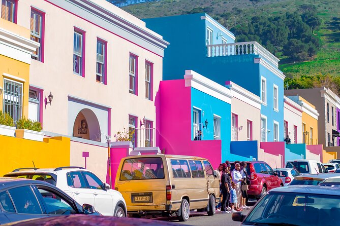 Table Mountain & Cape Town City Half Day Private guided Tour - Bo-Kaap: Colorful Streets, Steep Hills, and Mosques on the Skyline
