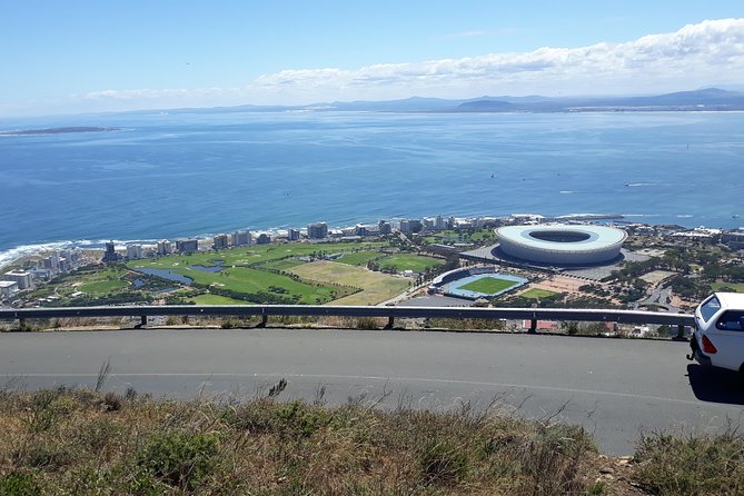 Table Mountain, penguin and Cape of good hope Fees included - Pickup, pacing, and why the route can change