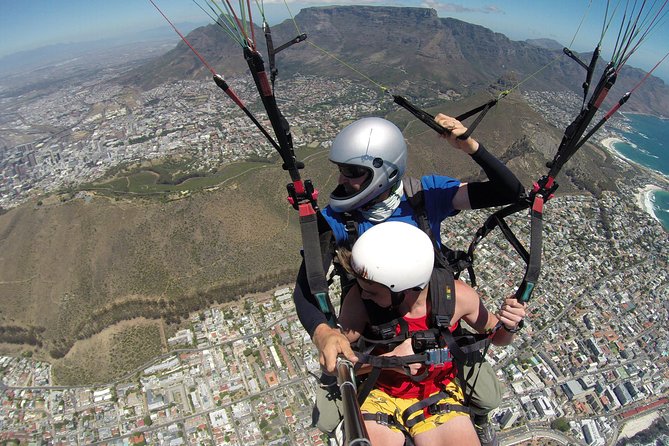 Tandem Paragliding Cape Town Experience TABLE MOUNTAIN PARAGLIDE - Price and Value: Is $102.95 a Fair Deal?