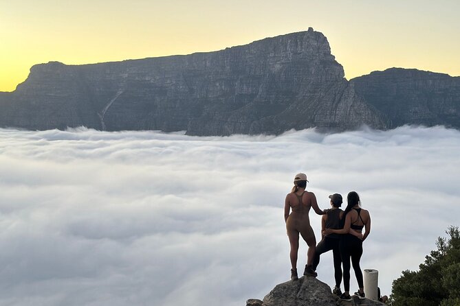 The Best! Lions Head Sunrise & Sunset Hike & Hotel Pick-up - Price and value: $74.98 for a guided, timed Cape Town icon