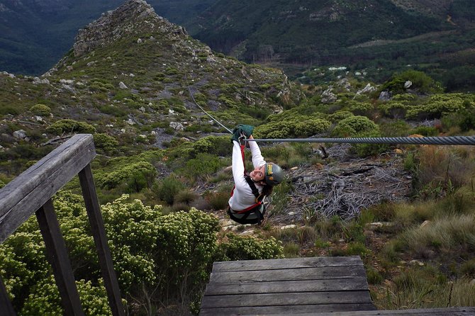 Zipline Cape Town - From Foot of Table Mountain Reserve - Table Mountain from the air: what makes this course special